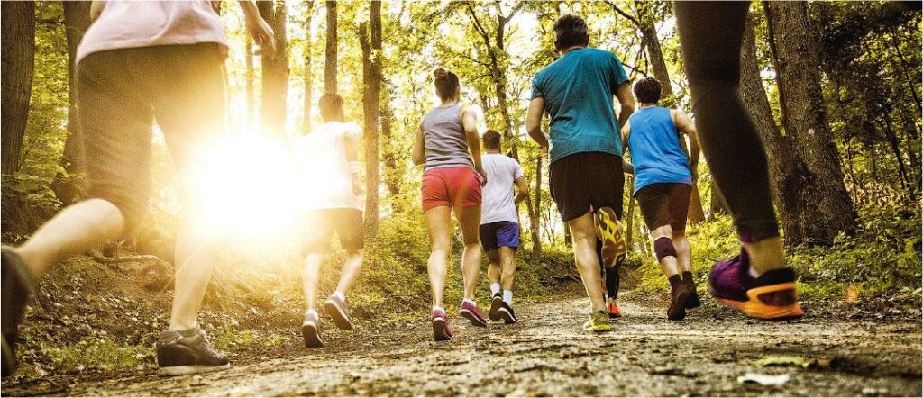 運動消閒; 長跑; 馬拉松; 毅行者; 慢性軟組織損傷